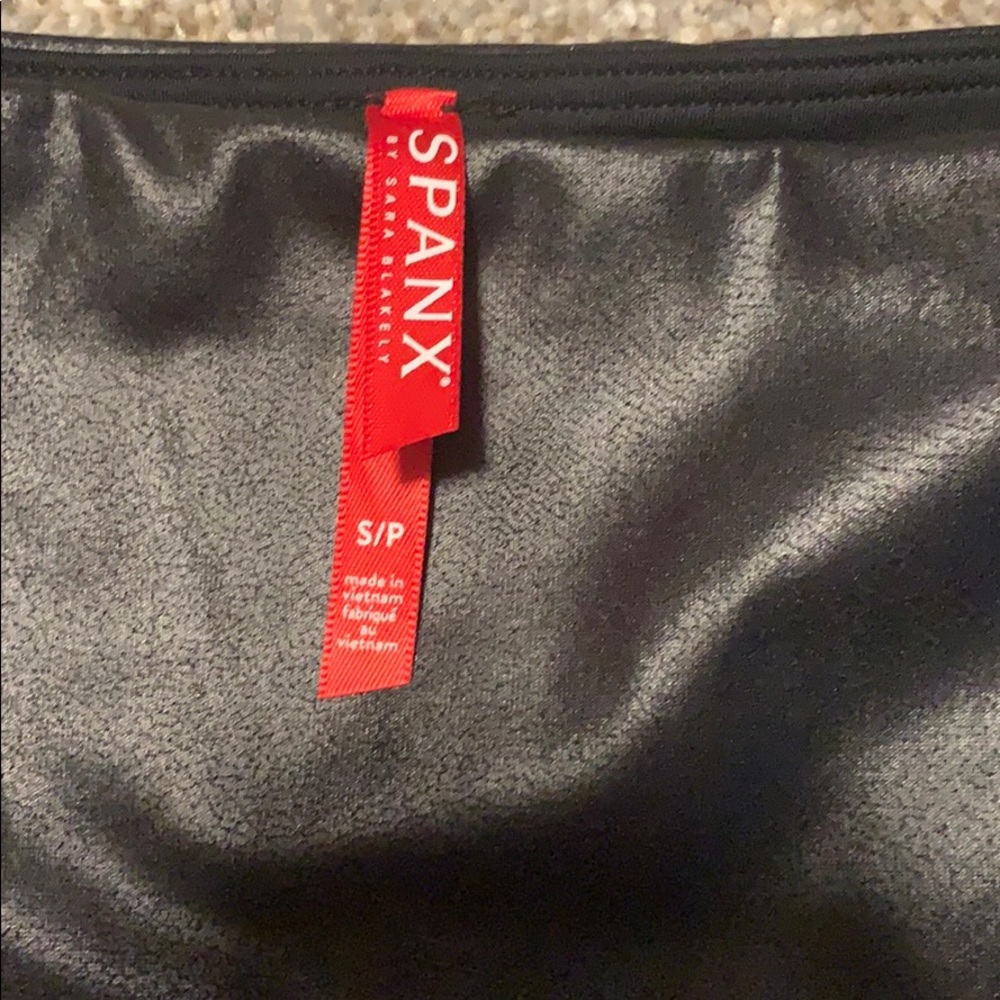 Small faux leather spanx leggings